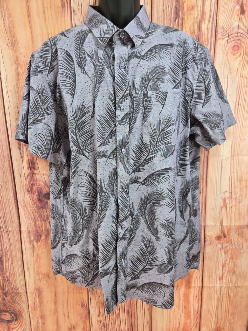 Travis Mathew Mens XL Purple Palm Leaf Button-Up Shirt